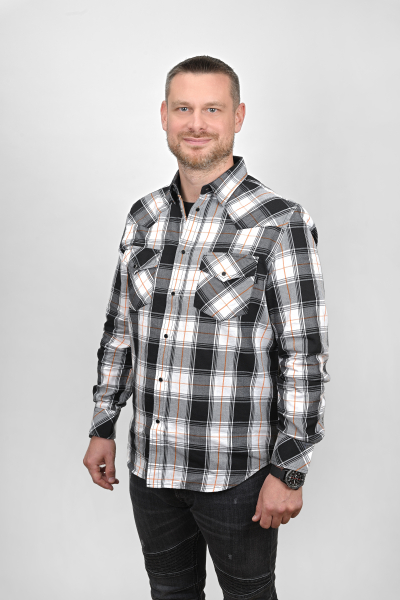 PhDr. Kristián Ravinger PhDr. Kristián Ravinger