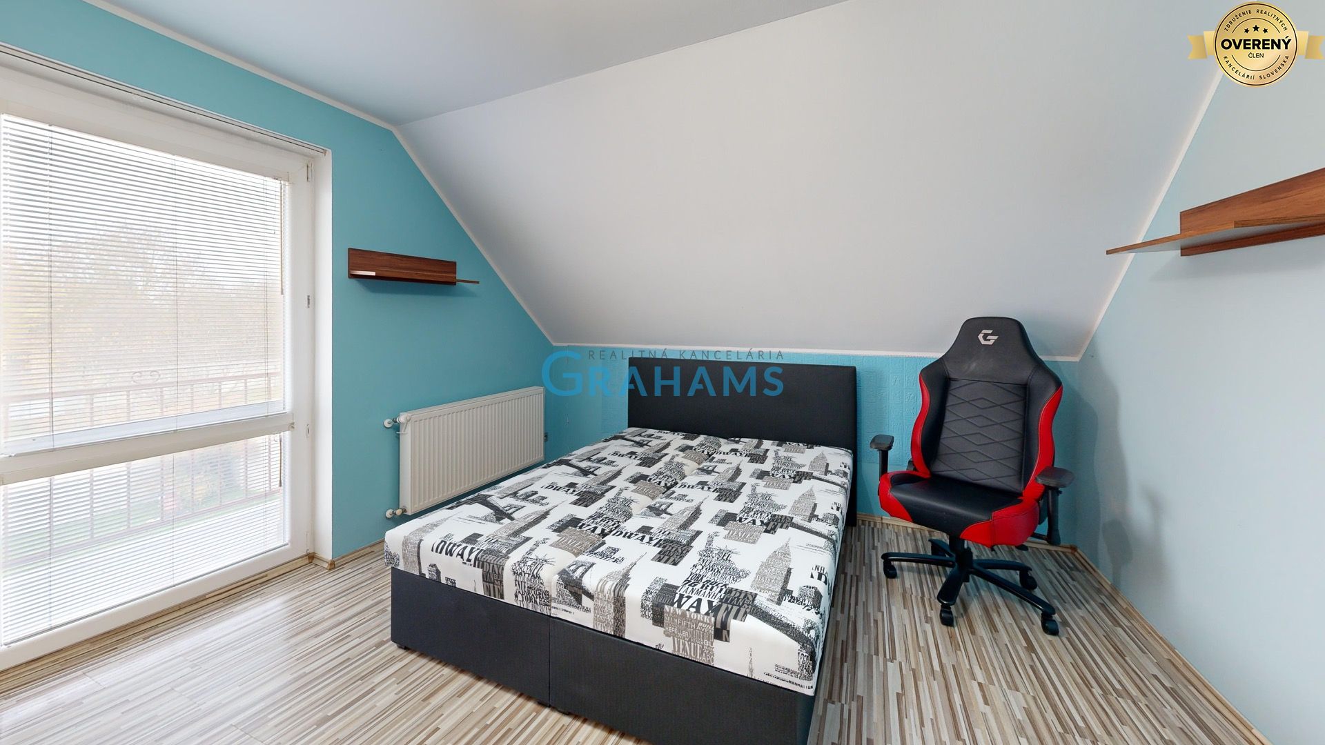GRAHAMS-predaj-4-izb-zariadeneho-RD-Okruzna-Rovinka-Bedroom 1.jpg